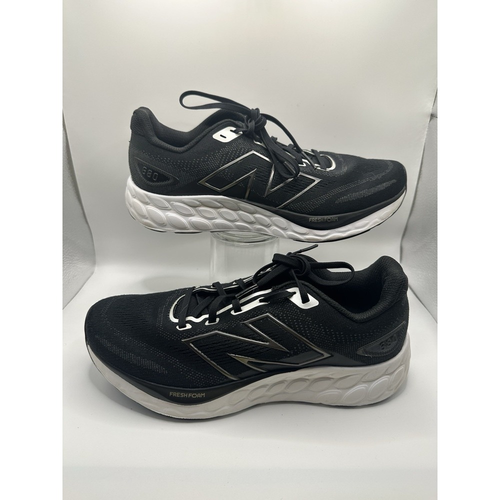 Size‎ 9 - New Balance Fresh Foam 680v8 Black Light Gold Metallic W